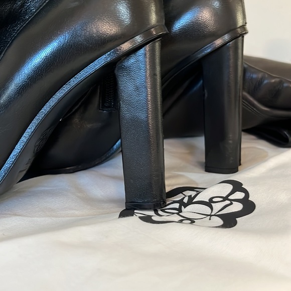 Alexander McQueen over the knee black 105mm leather boot Size EU 38.5 US 8 $1950 - Picture 8 of 12